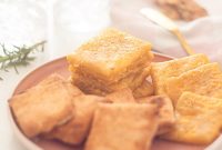 2 Crispy Homemade Cracker Bread Recipes You Can Bake Now