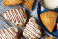 Pumpkin Spice Scones with Vanilla Glaze