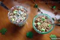 St. Patrick’s Day Green Yogurt and Fruit Parfaits