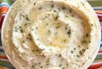 Cream Cheese Crock-Pot Mashed Potatoes — Slow Cooker Recipe