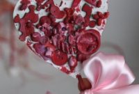 Valentine’s Day Collage Pops: Fun DIY Treats and Gift Ideas