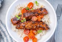 Balsamic-Glazed Salmon with Honey Garlic Sauce