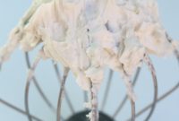 Silky Cream Cheese Frosting Recipe for Cakes and Cupcakes