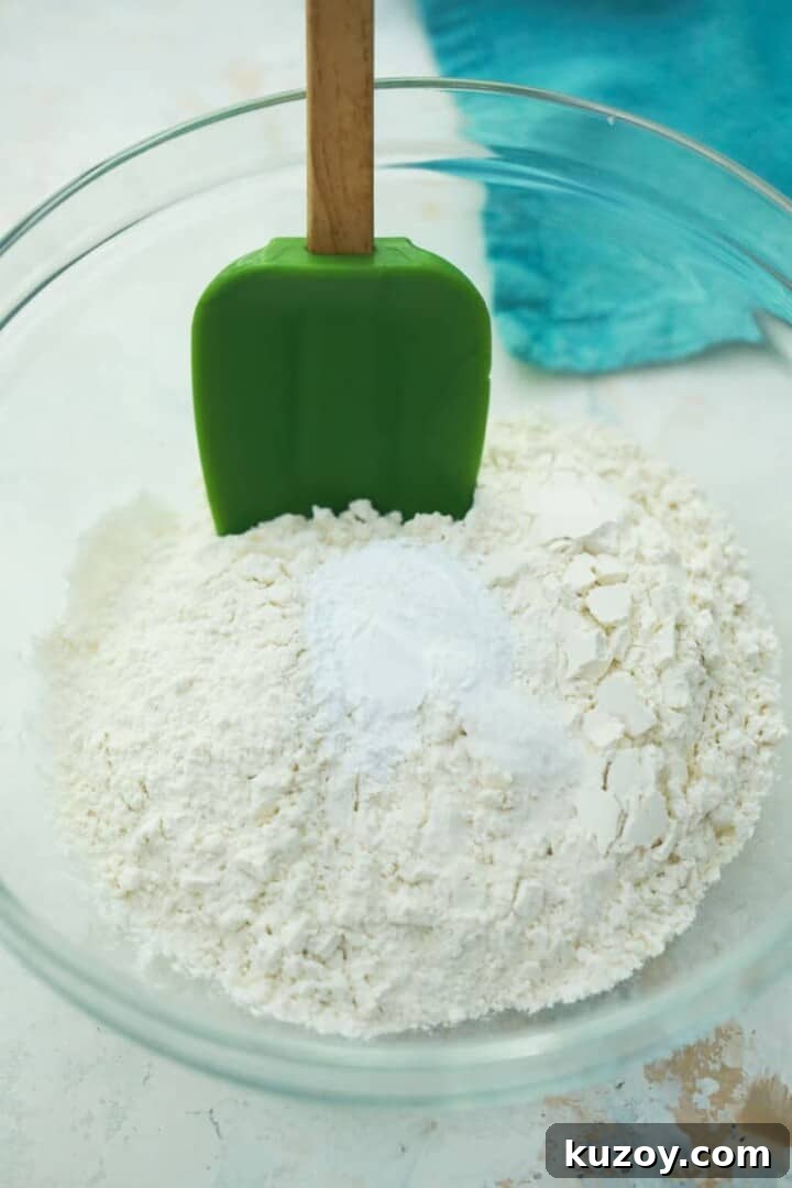flour in clear bowl