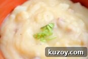 Thick and Creamy Potato and Ham Soup