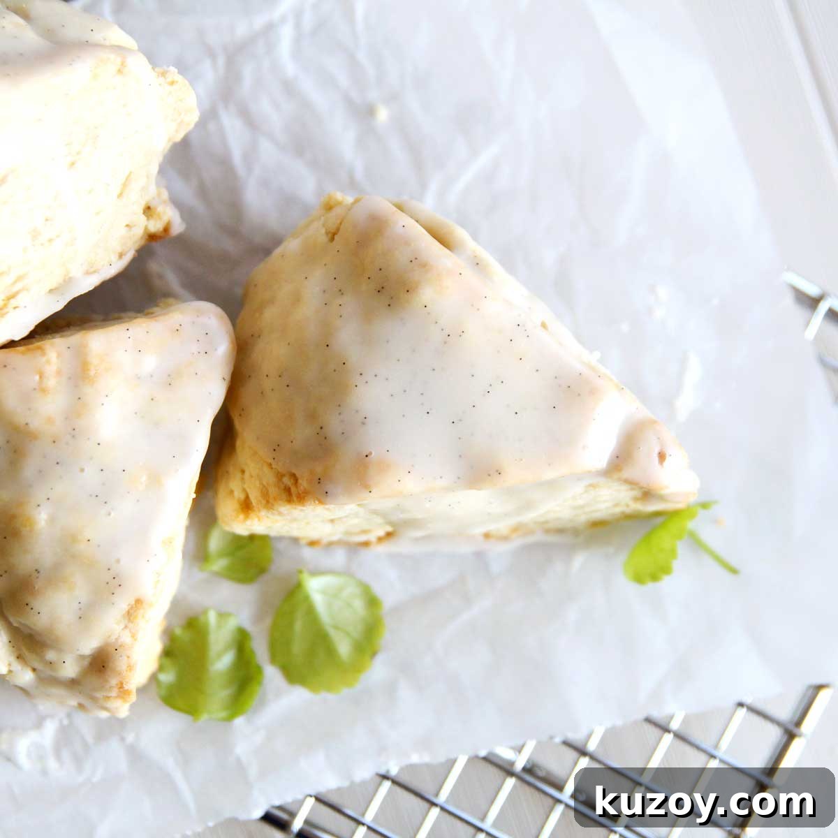 Vanilla Bean Glaze Recipe for Cakes, Donuts, and Pastries 8 Basic Vegan Scones
