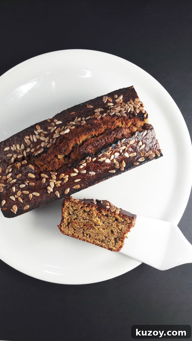 Zucchini Cake to Brighten Your Monday Morning 2 zucchini cake