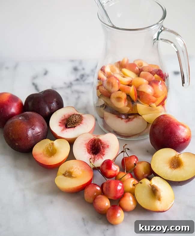 Summer Stone Fruit Sangria Recipe for Bright, Fruity Cocktails 4 Stone Fruit Sangria