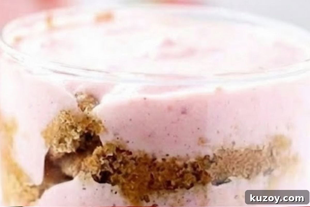 Strawberry Cream Tiramisu Parfait Recipe for Summer Desserts 8 Spoon half the cream mixture over the strawberries, then repeat with the remaining ingredients, layering them evenly.