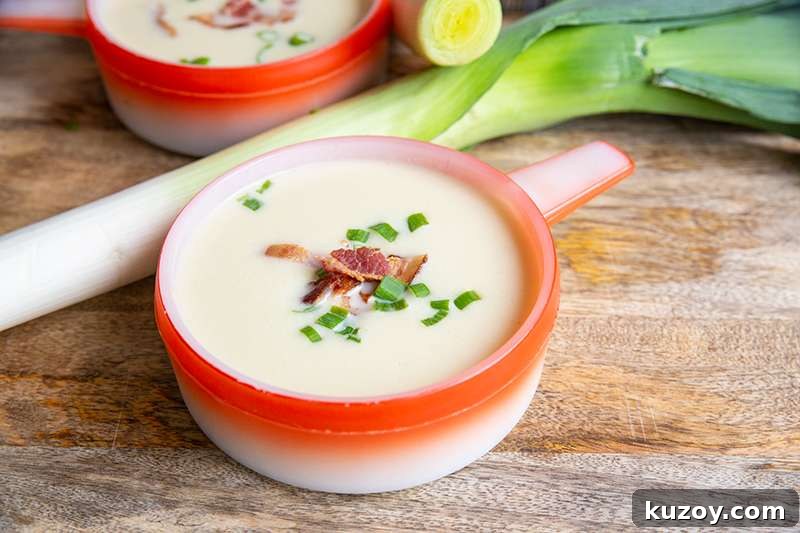 Instant Pot Leek & Cauliflower Low Carb Soup Recipe