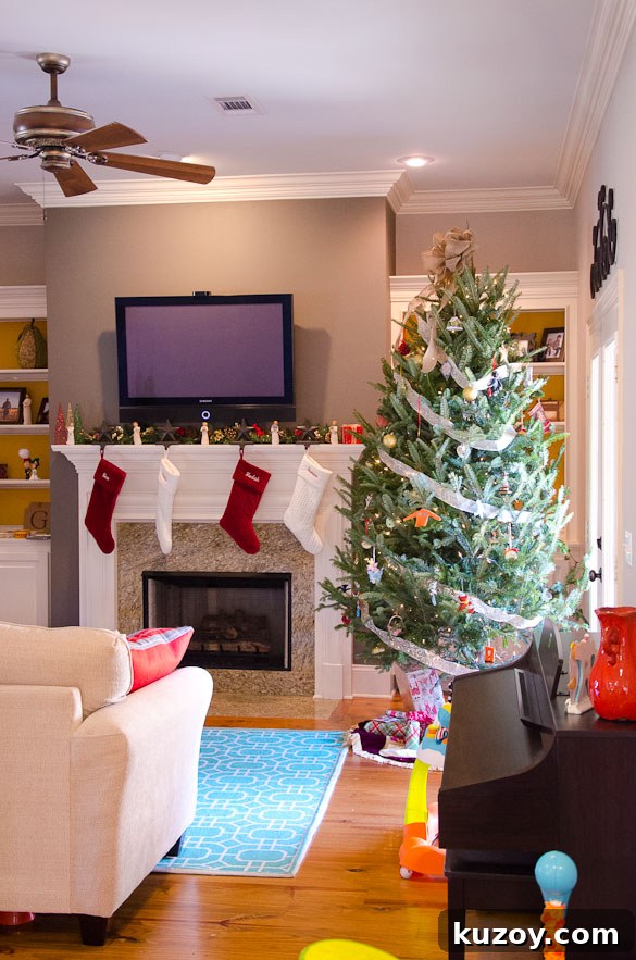 2013 Holiday Home Tour: Festive Decor Ideas & Inspiration 14 Decorating for Christmas by SeededAtTheTable.com