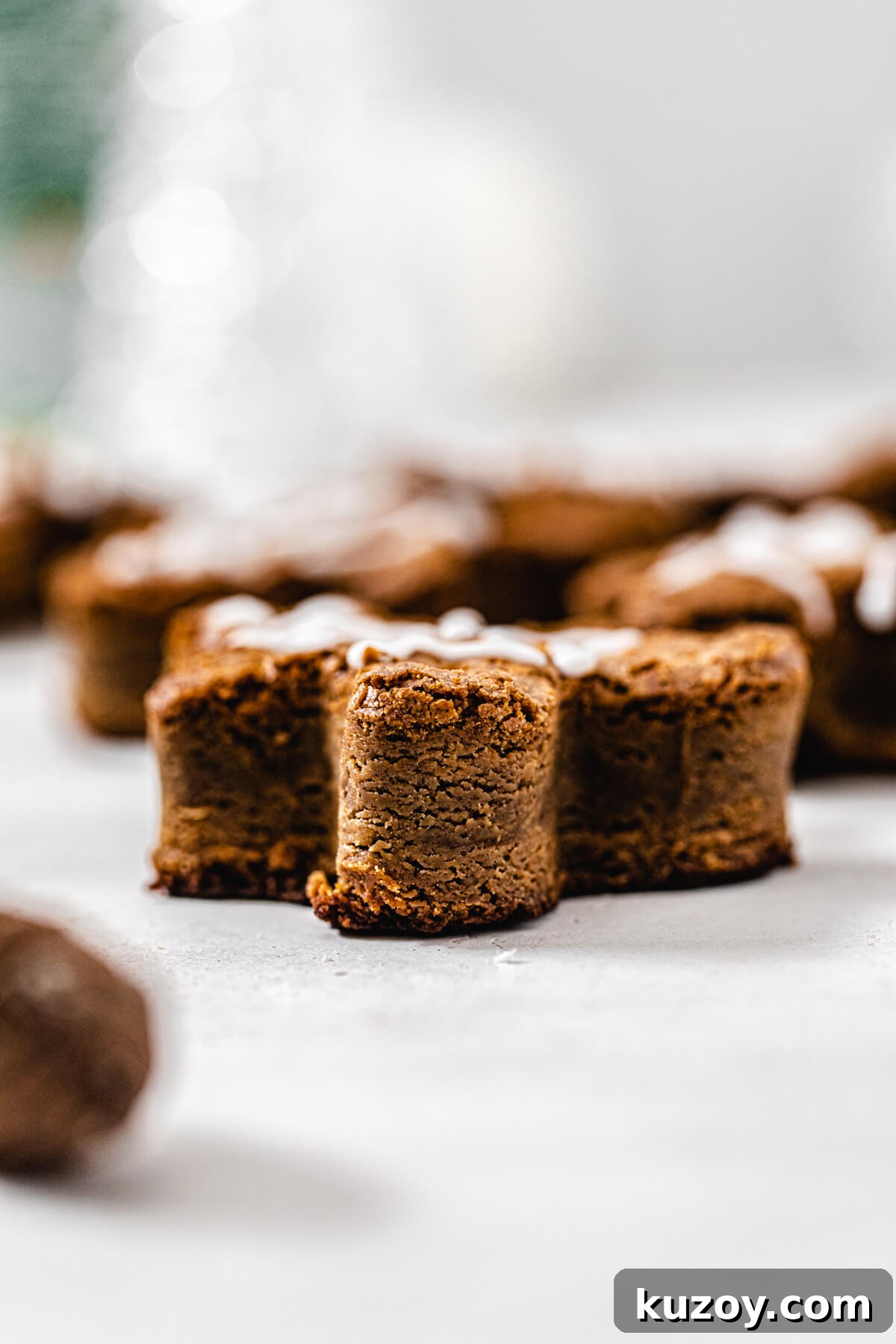 side view of thick gingerbread flavoured blondie