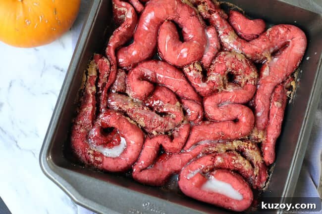 "Zombie Guts" Halloween Cinnamon Rolls